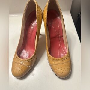 Kate Spade Mustard Yellow 4 inch Heels Size 8.5 #Made in Italy